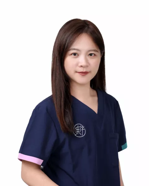 新北新莊順新復健科診所-陳芊妤